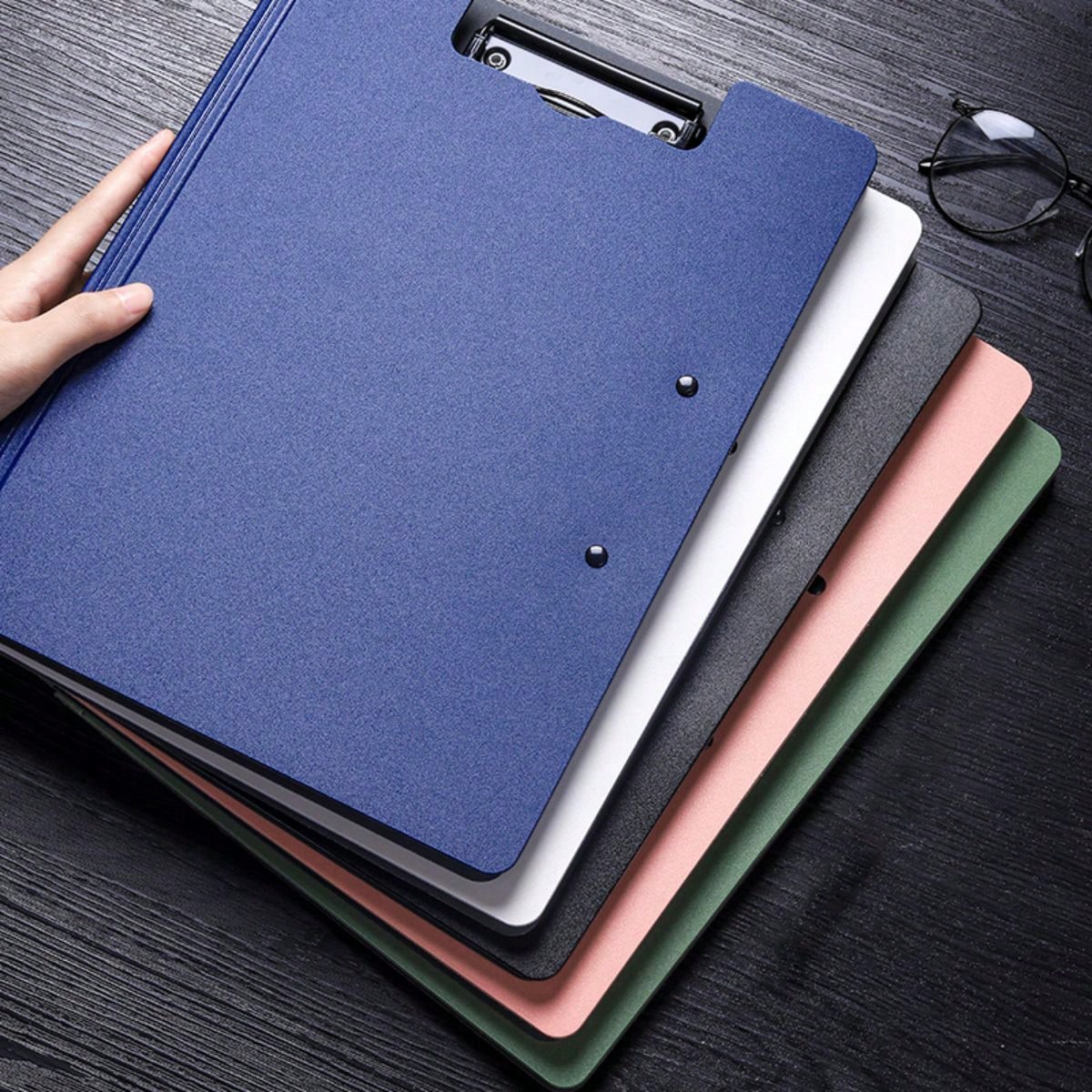 1pc A4 Hard Shell Clipboard Wi – Office Stationery And Supply Bewertung und Preis